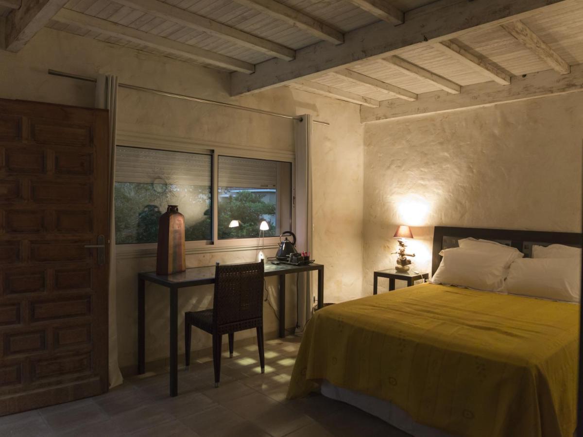 La Casa Nert Hotel Millas Szoba fotó